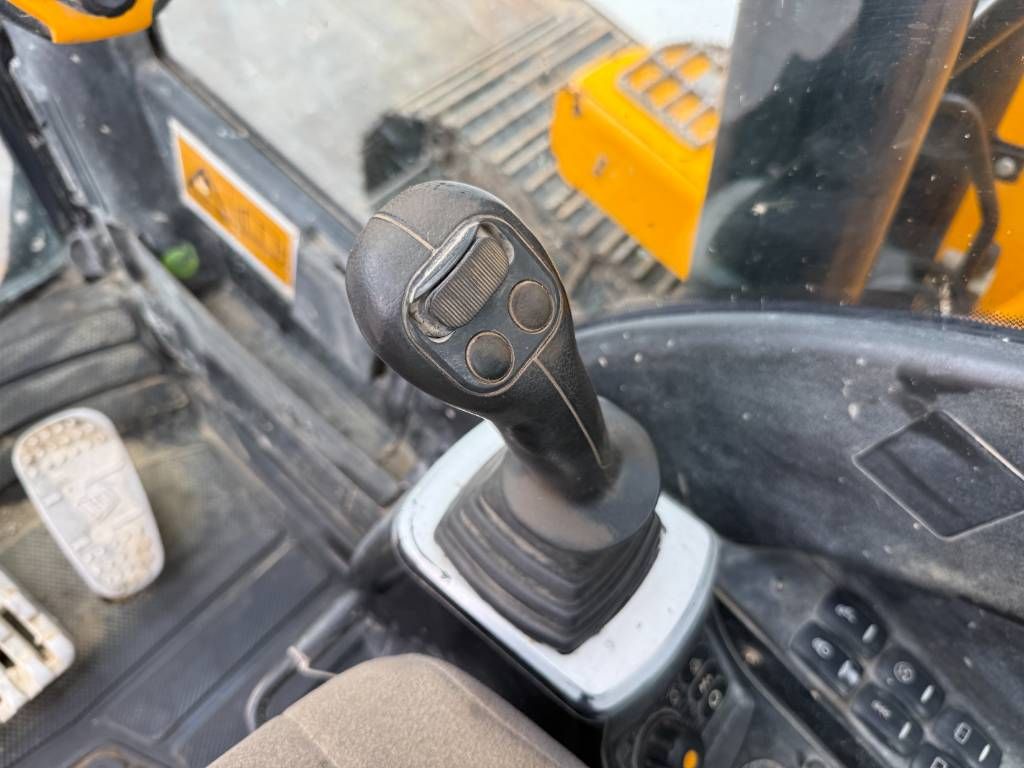 JCB JZ141LC - Automatic Greasing / Hammer Lines