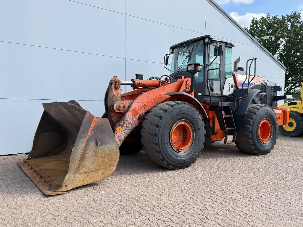 Hitachi ZW250-6 - Automatic Greasing / Weight System