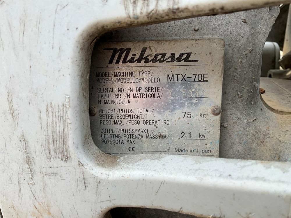 Mikasa MTX-70E rammer