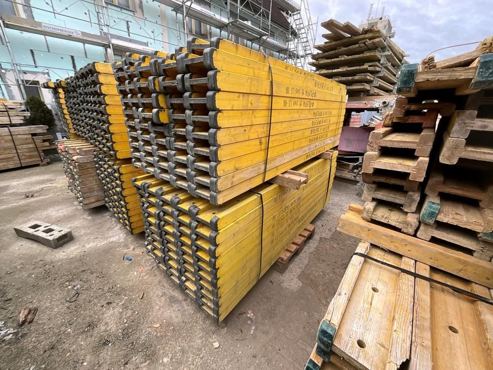 Plyfa various shuttering beams (100x)