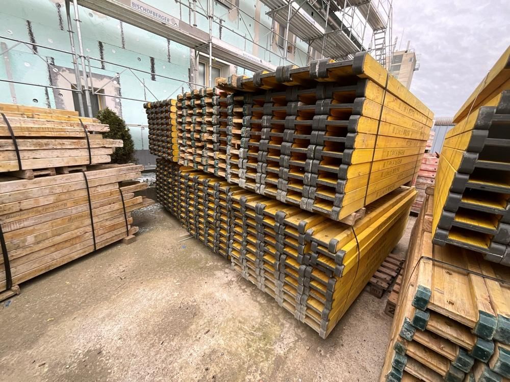 Various shuttering beams (300x)