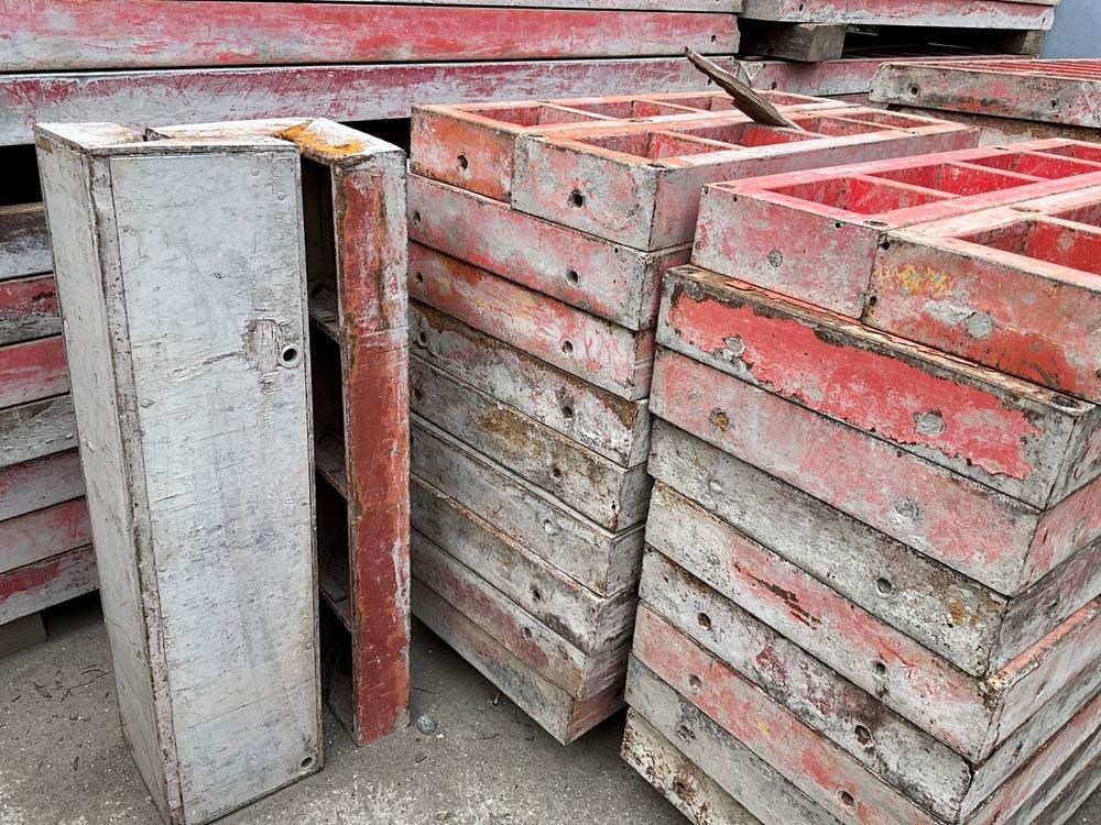 Various formwork (50x)