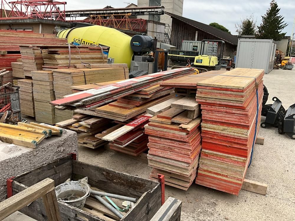 Various wooden plate sheets