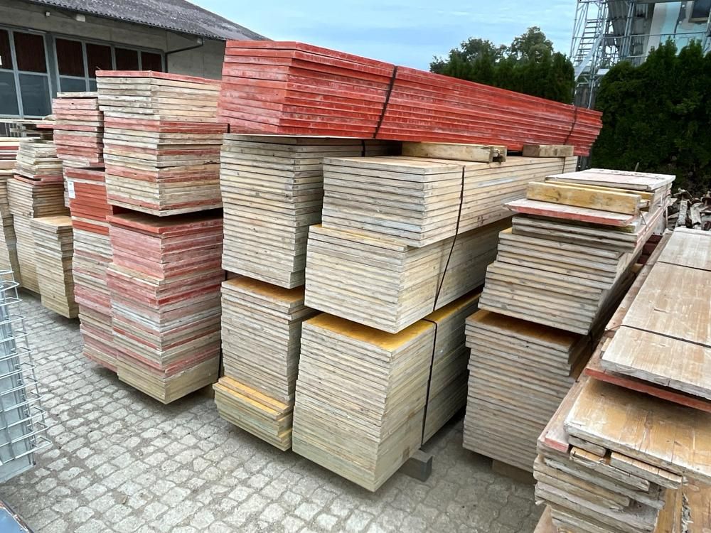 Various wooden plate sheets