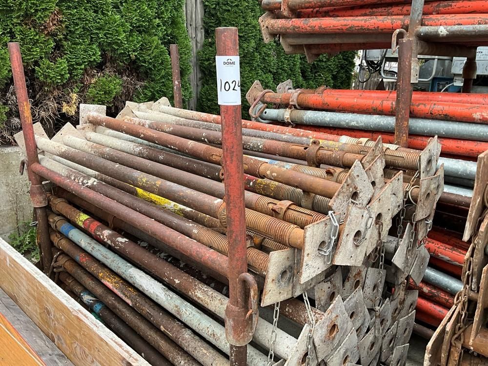 Support columns (40x)