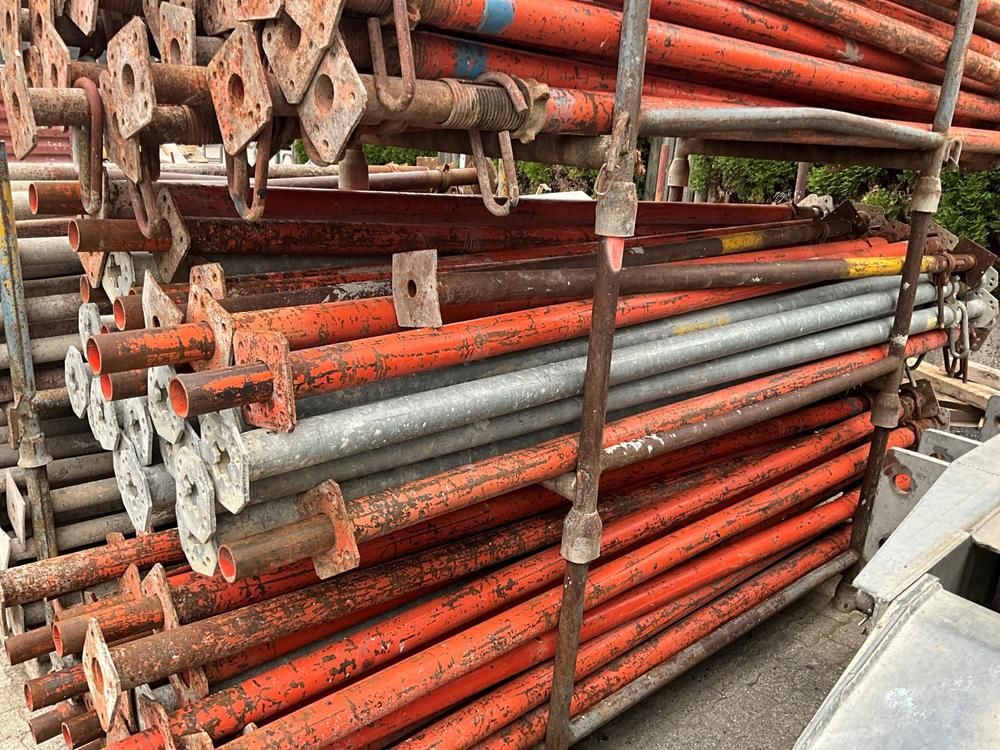 Support columns (90x)