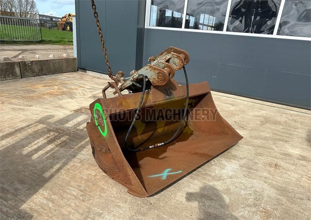 Other Tiltable Bucket