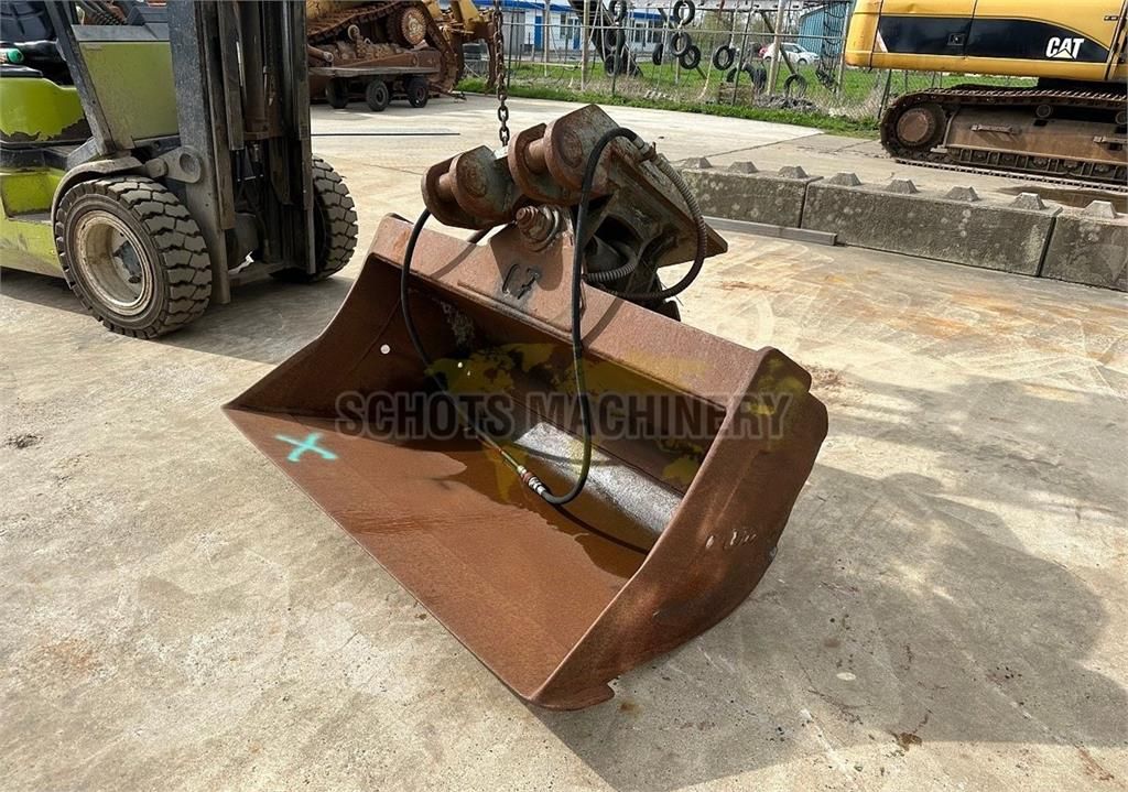 Other Tiltable Bucket