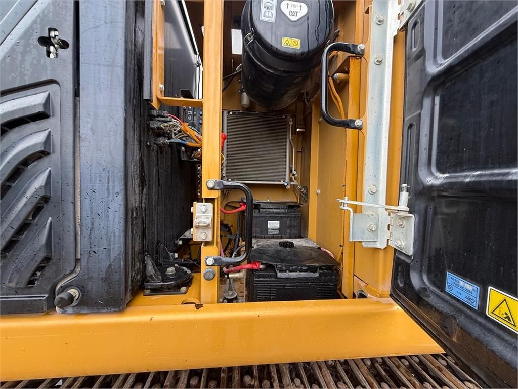 CAT 324E