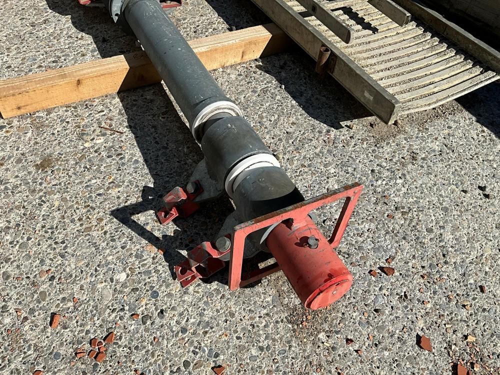 Telescopic fall arrest