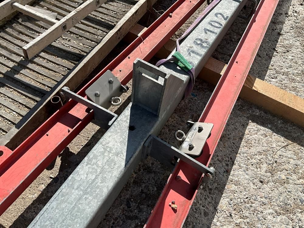 Telescopic fall arrest