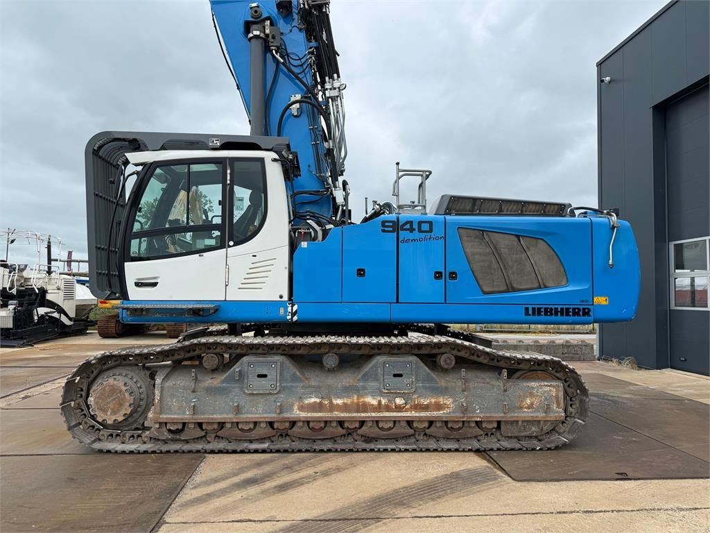 Liebherr R940 Litronic Demolition 23 m