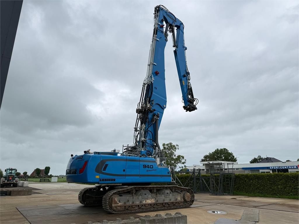 Liebherr R940 Litronic Demolition 23 m