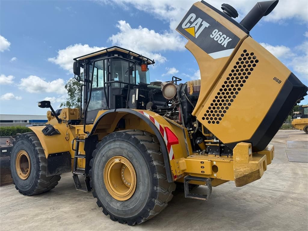 CAT 966K