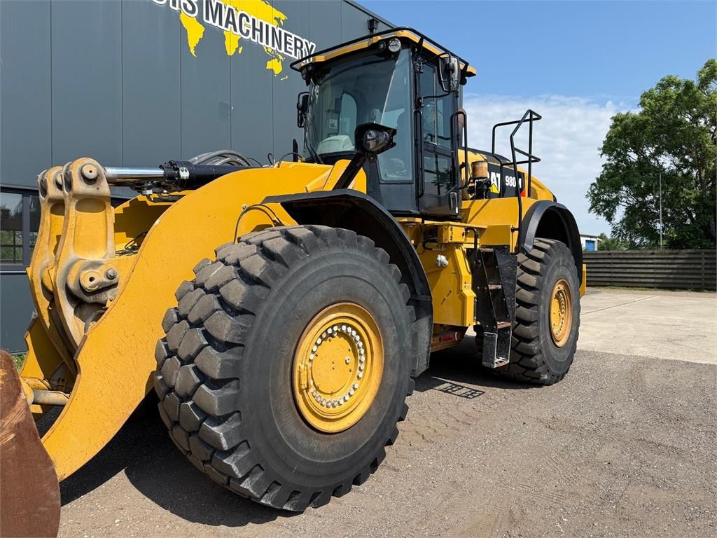 CAT 980M
