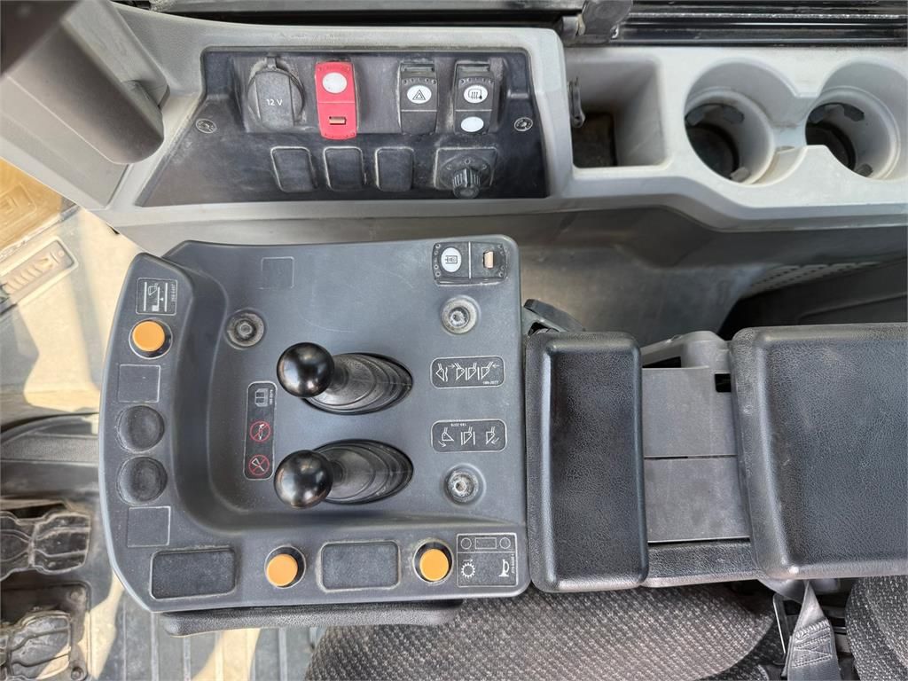 CAT 980M