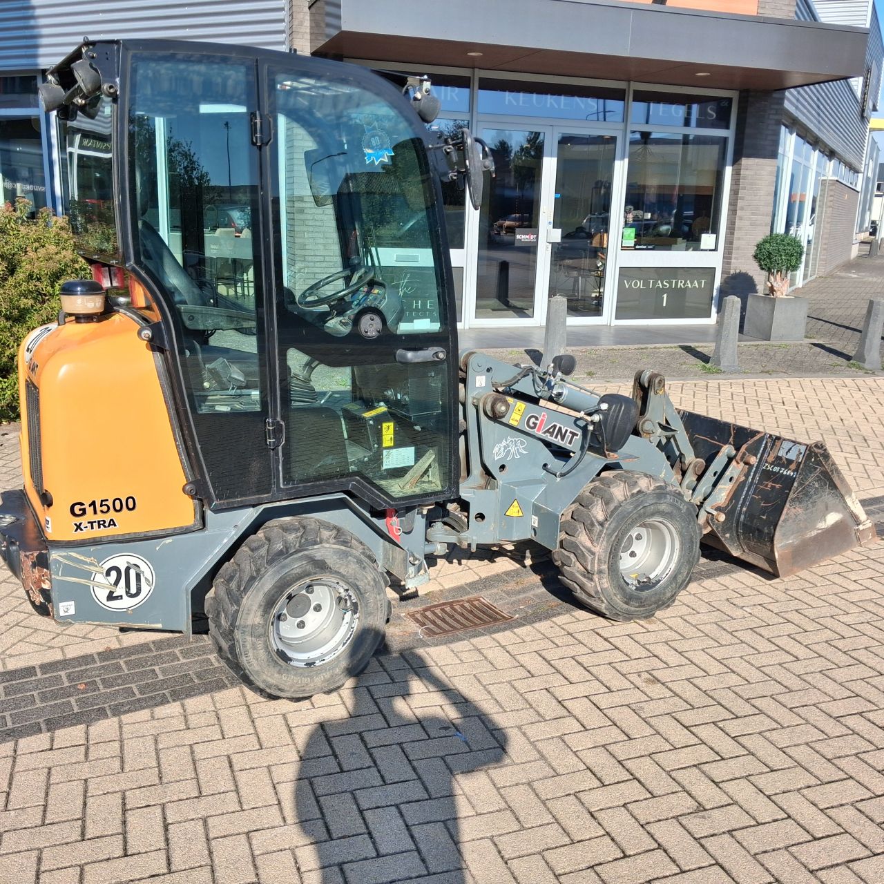 Giant G1500 Xtra Minishovel