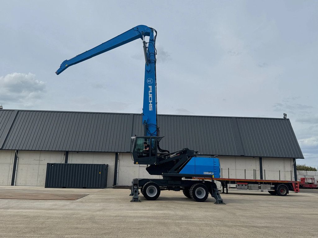 Fuchs MHL 360 REIKWIJDTE 18 METER
