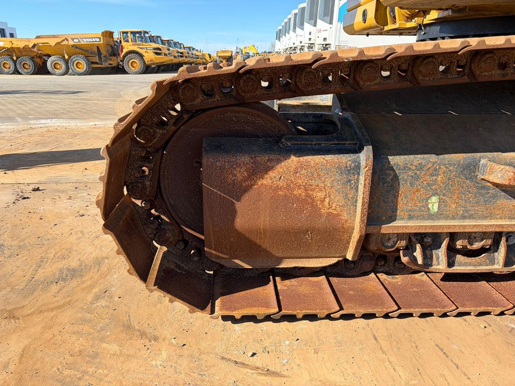 Caterpillar 330