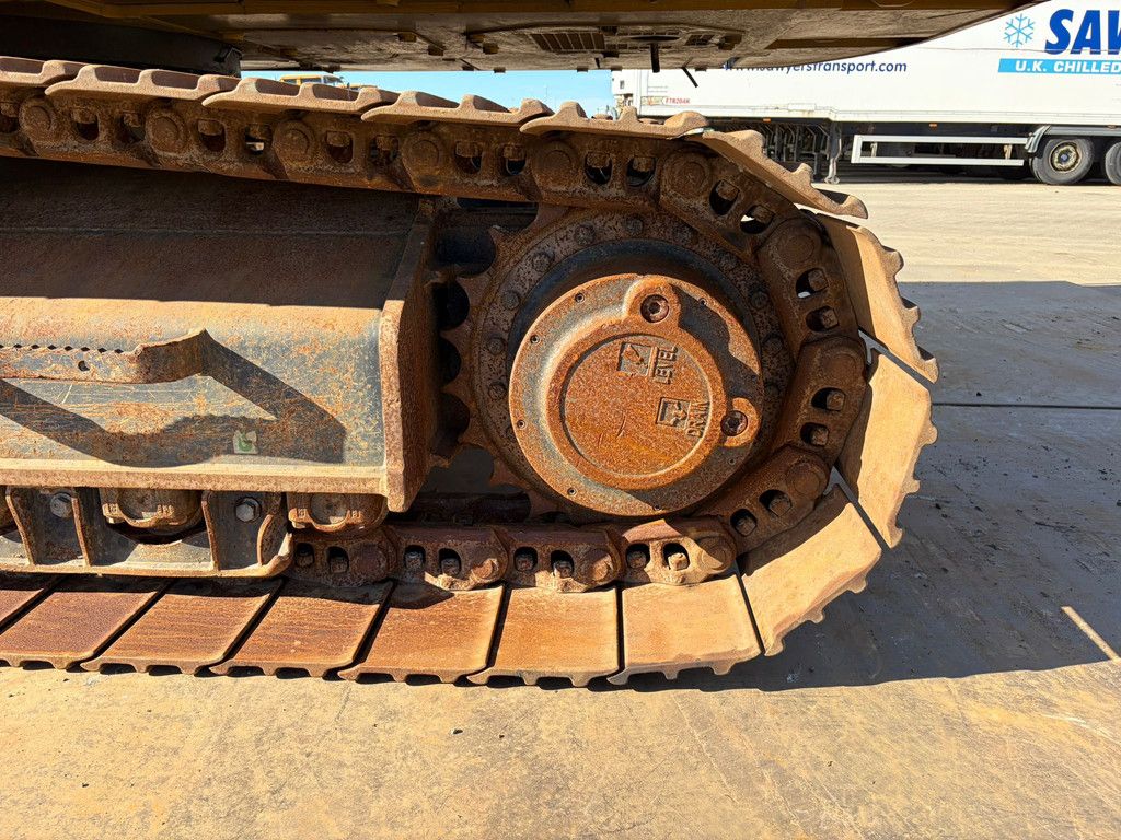 Caterpillar 330