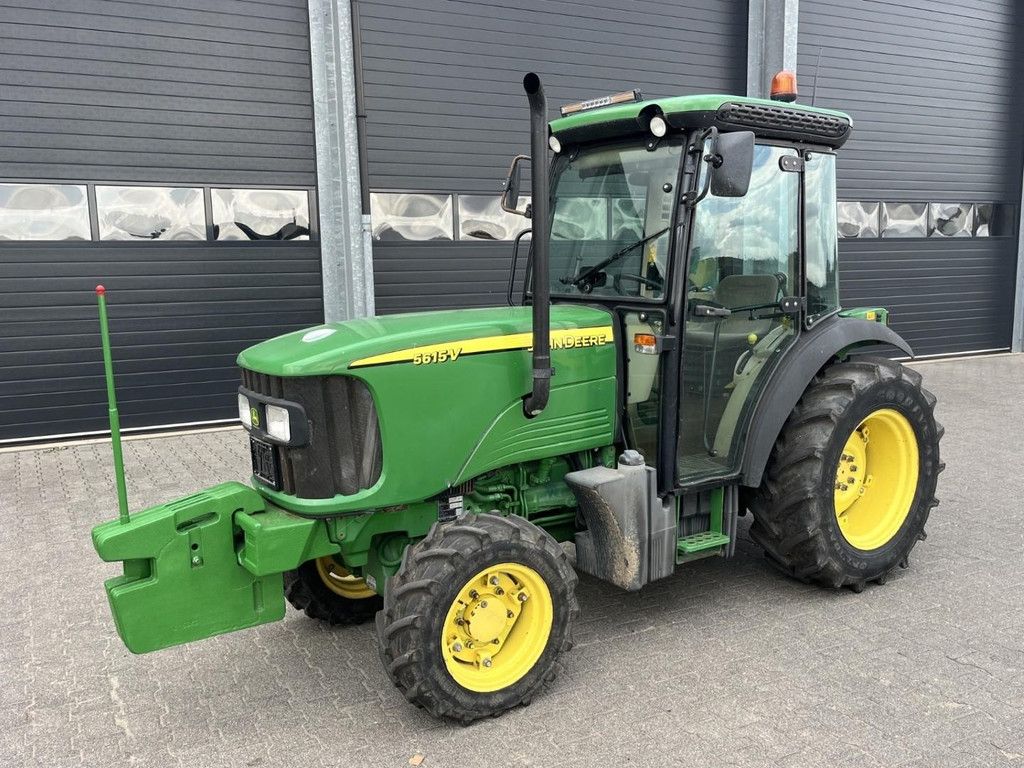 John Deere 5615 v WG4935