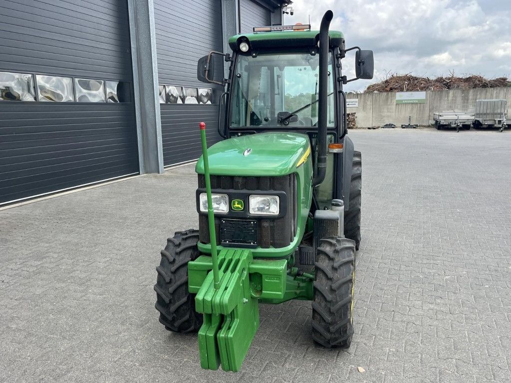 John Deere 5615 v WG4935