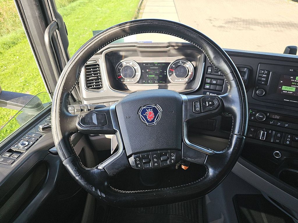 SCANIA R450 6x2*4