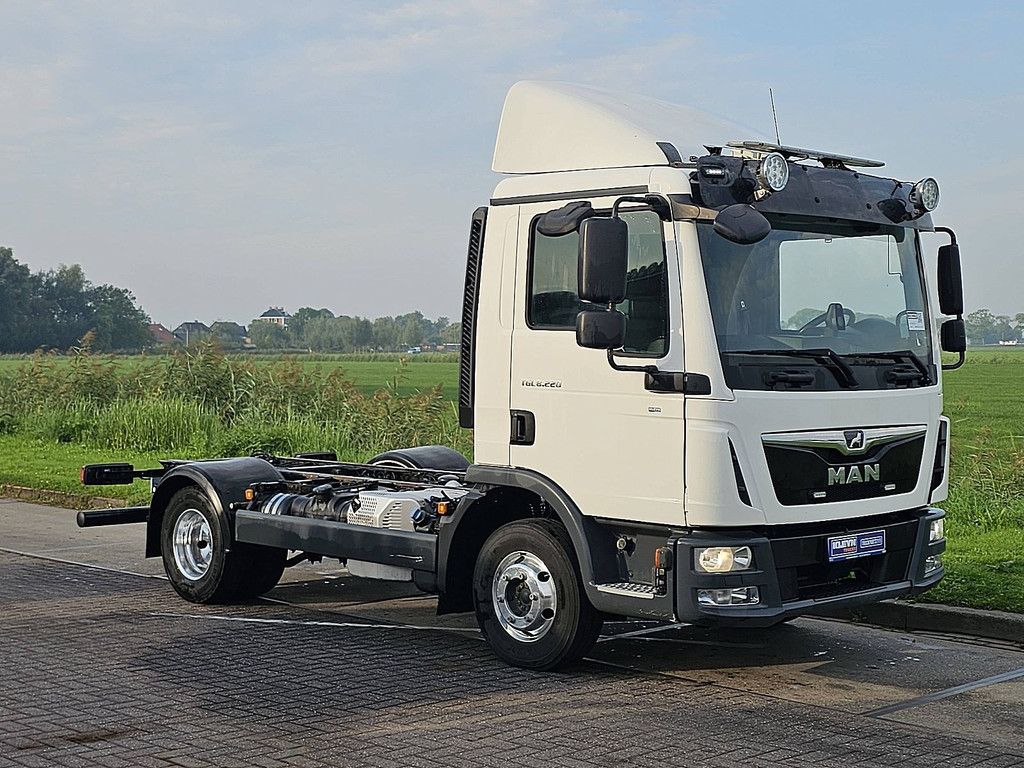 M.A.N. 8.220 TGL wb305 airco pto