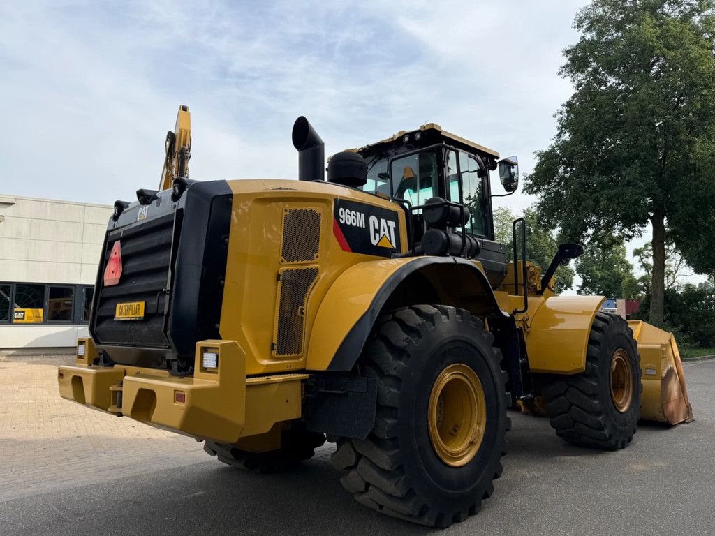 Caterpillar 966M