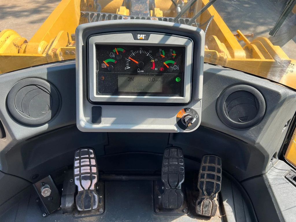 Caterpillar 966M