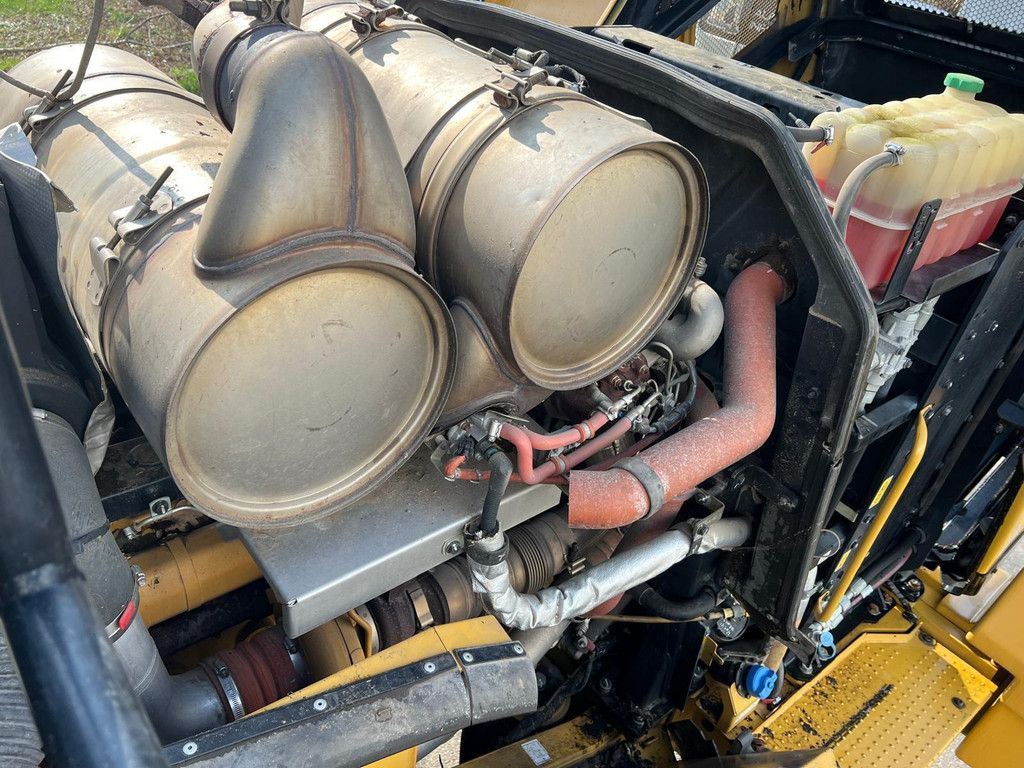 Caterpillar 966M