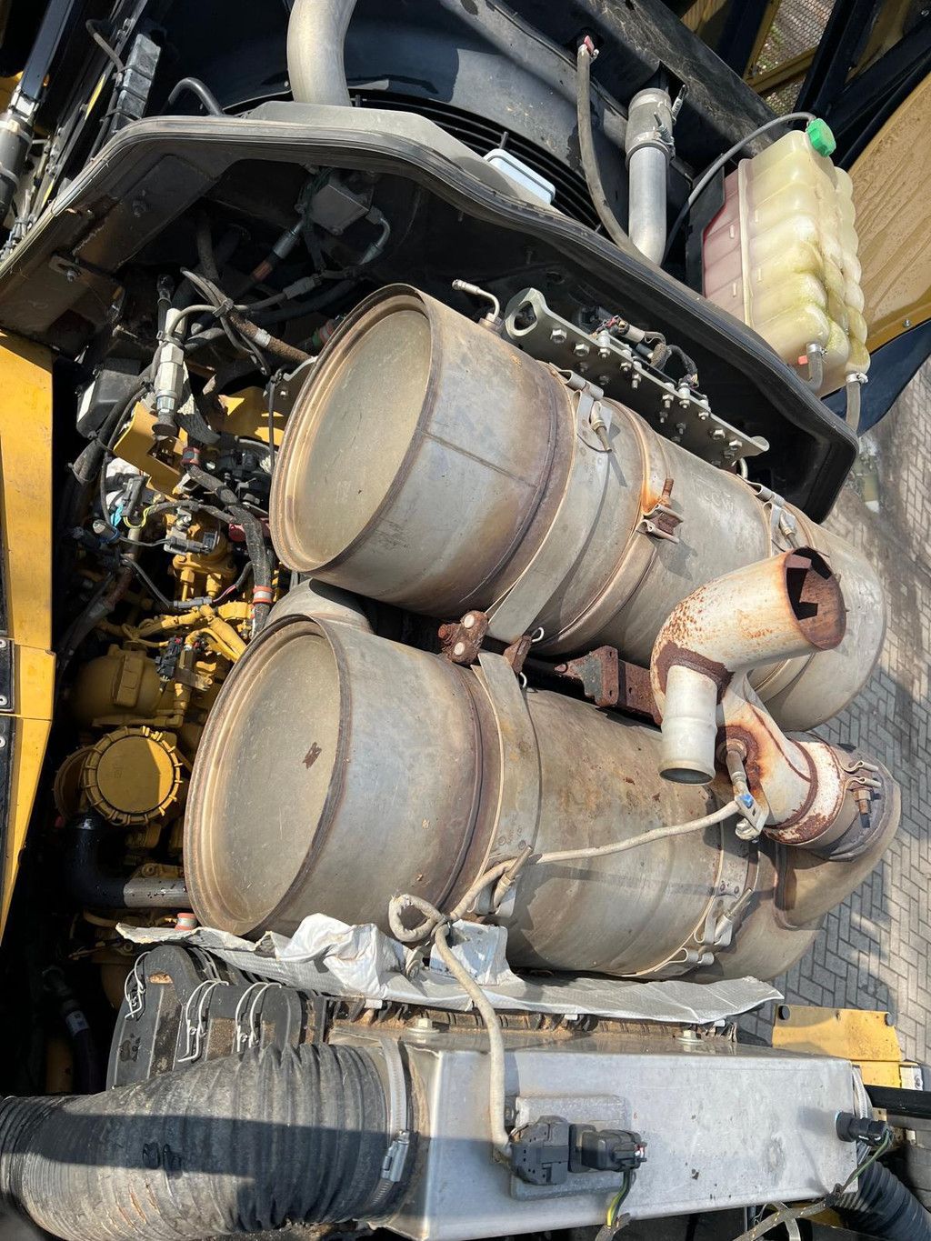 Caterpillar 966M