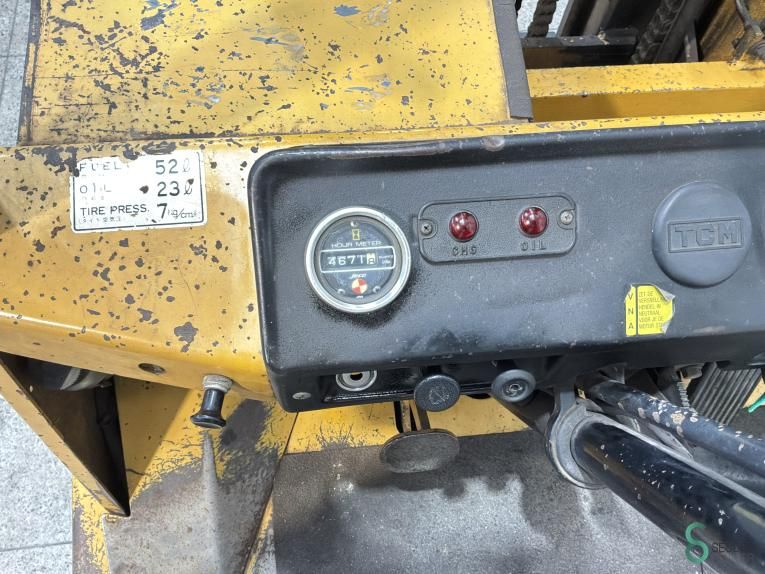 Gabelstapler Diesel TCM FD 25 2 T