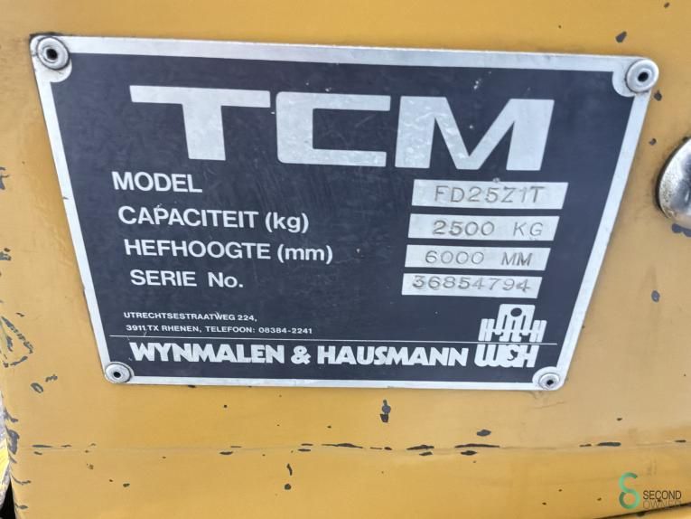 Gabelstapler Diesel TCM FD 25 2 T