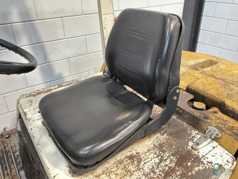 Gabelstapler Diesel TCM FD 25 2 T