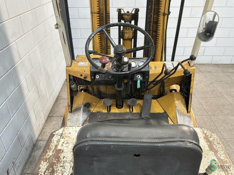 Gabelstapler Diesel TCM FD 25 2 T