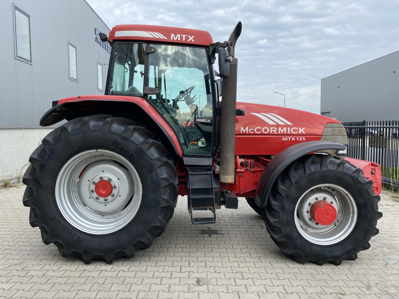 McCormick MTX 135
