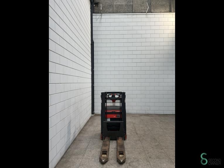 Stapelaars Elektrisch Linde D08 2017 Doppelstock