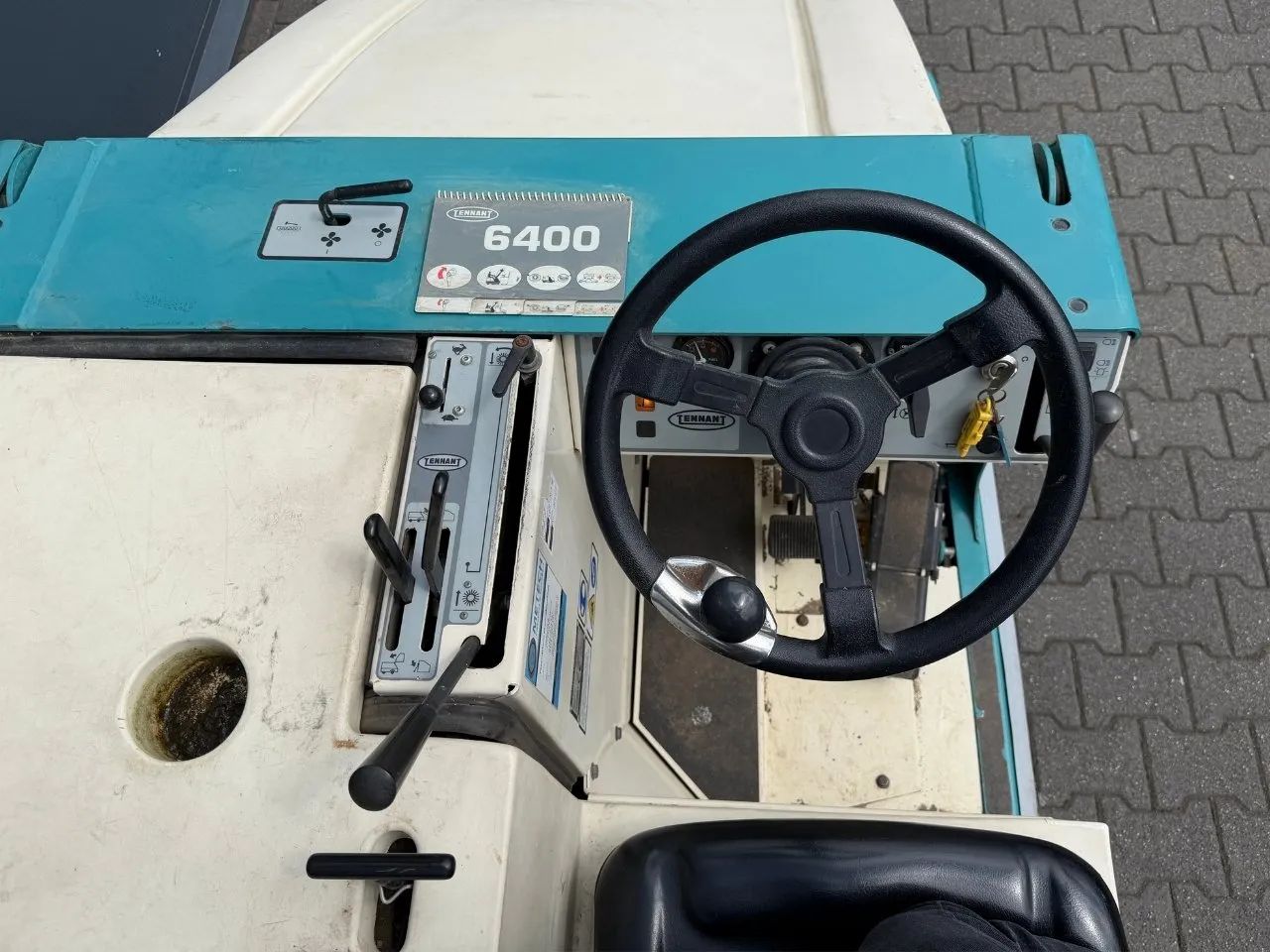 Tennant 6400