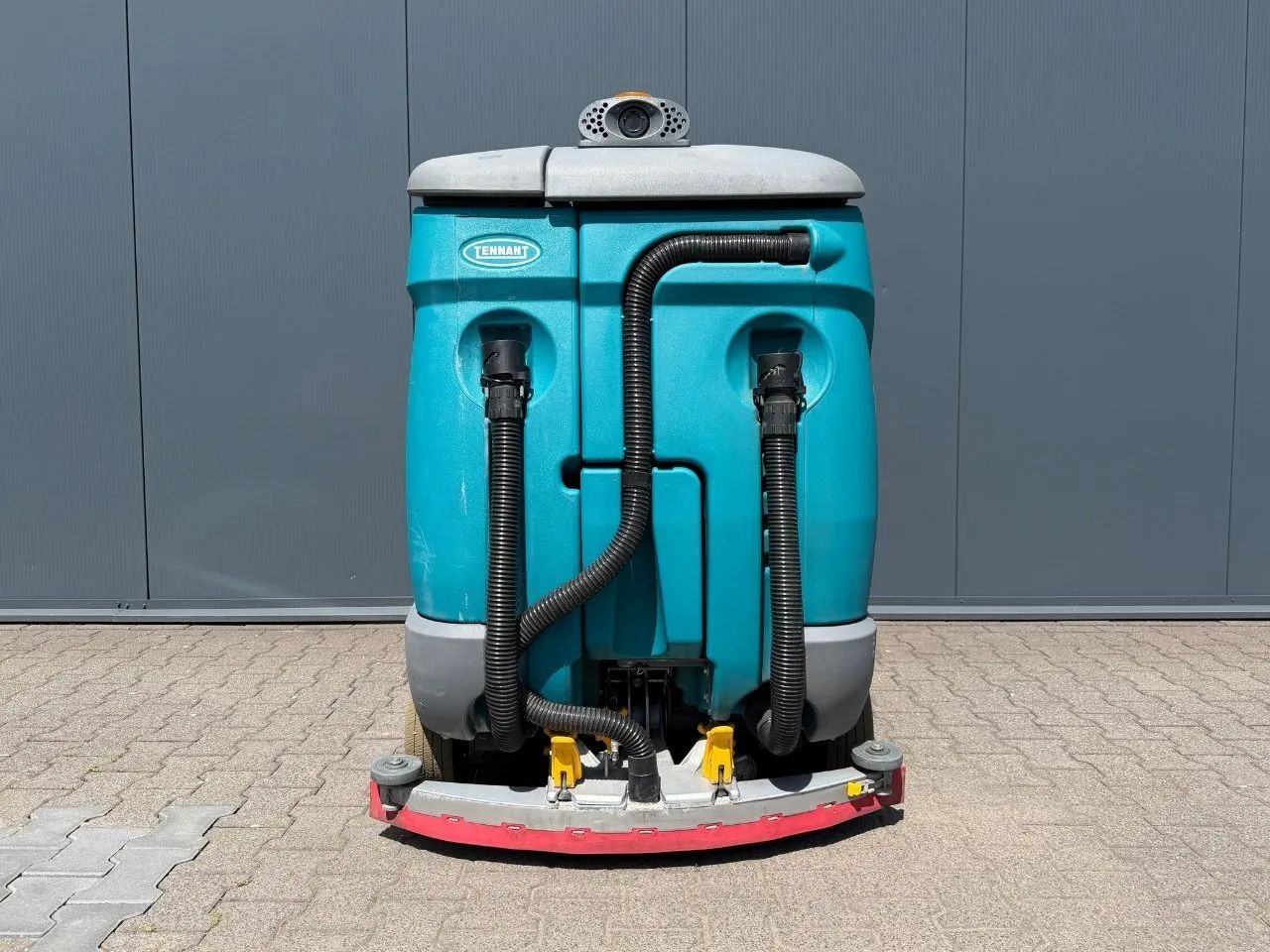 Tennant T16
