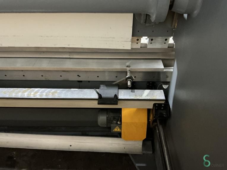 Press brakes HACO PPM 36100, 3600mm x 100t 2011