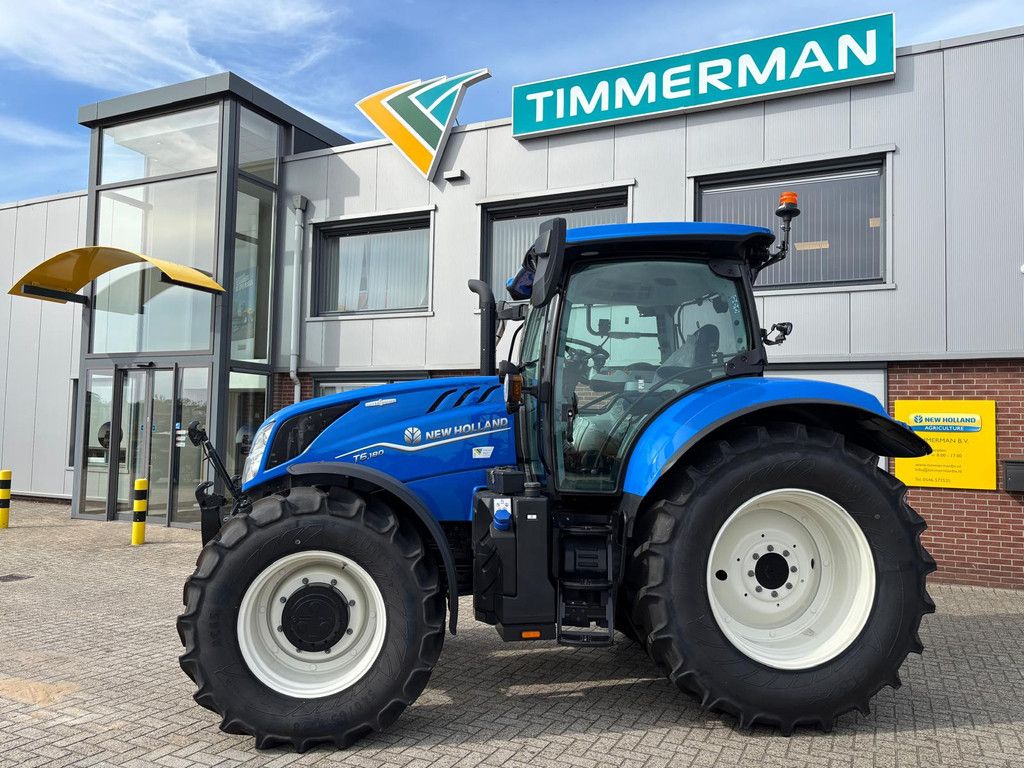 New Holland T6 180 AC
