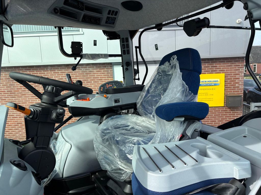 New Holland T6 180 AC