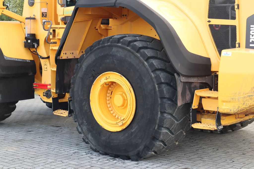 Volvo L250H | CDC | BSS | CENTRAL LUBE | AIRCO