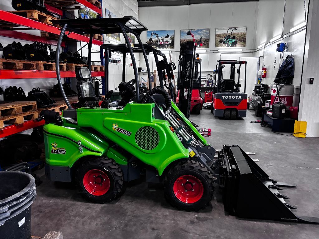 DEMO Aanbieding TAIAN DY620 minishovel met 35 draaiuren.