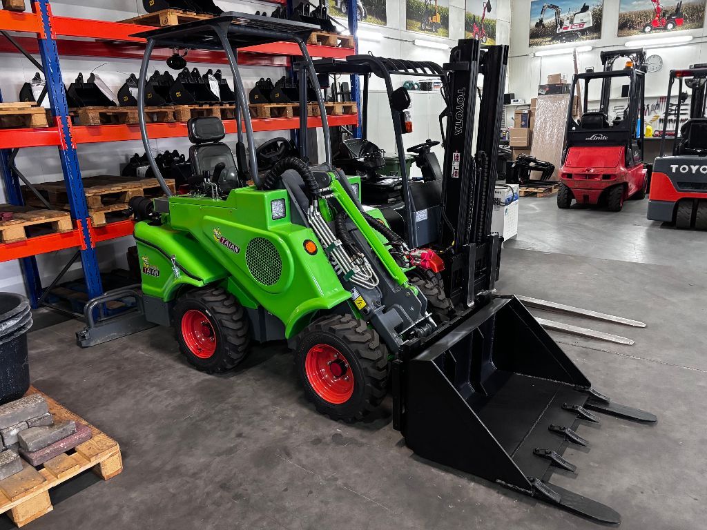DEMO Aanbieding TAIAN DY620 minishovel met 35 draaiuren.