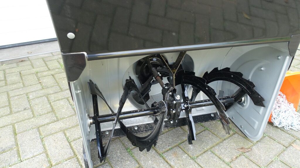 Lumag SFR80 sneeuw frees incl. set sneeuwkettingen
