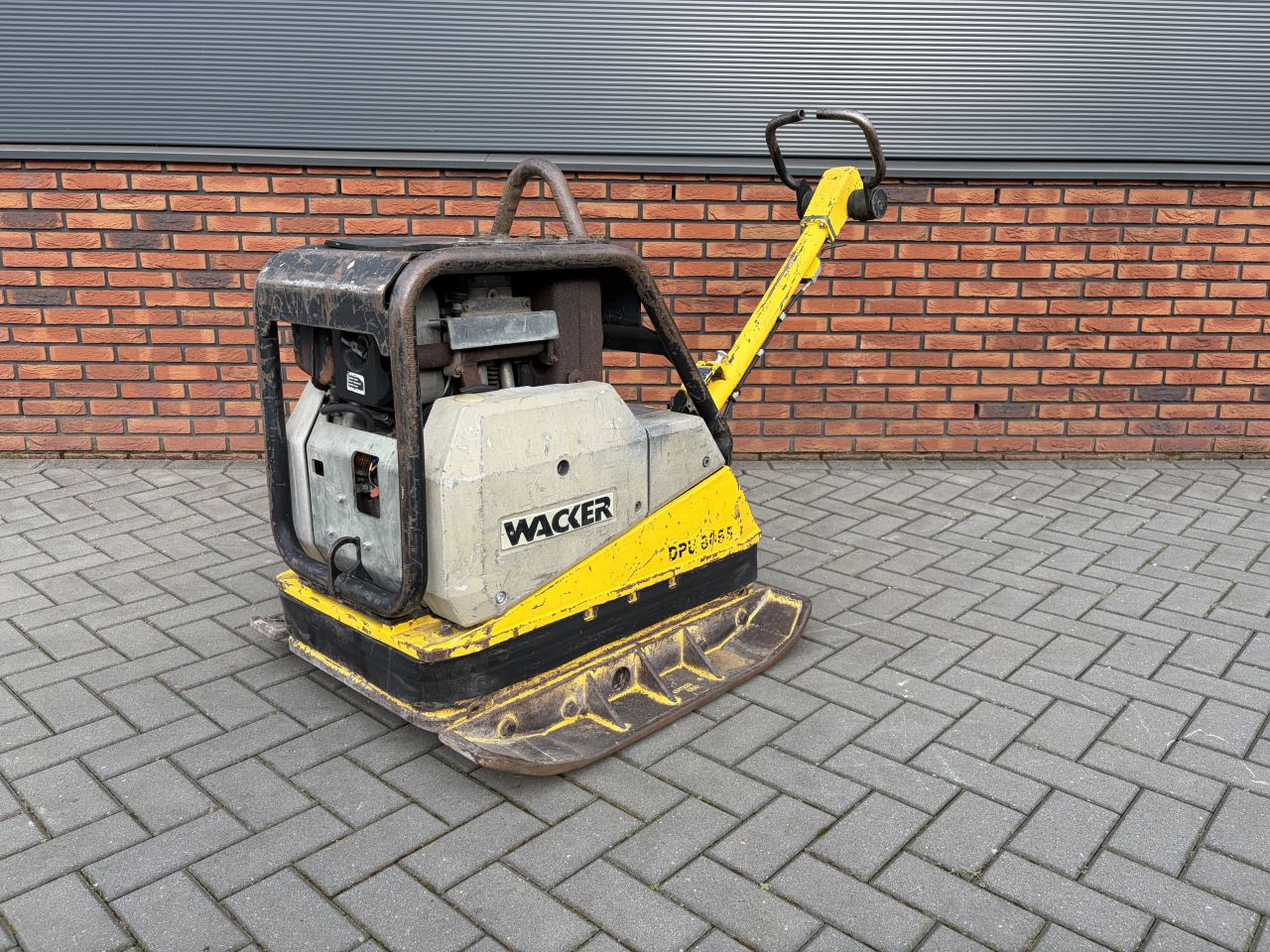 Wacker DPU 6055 trilplaat met Hatz dieselmotor