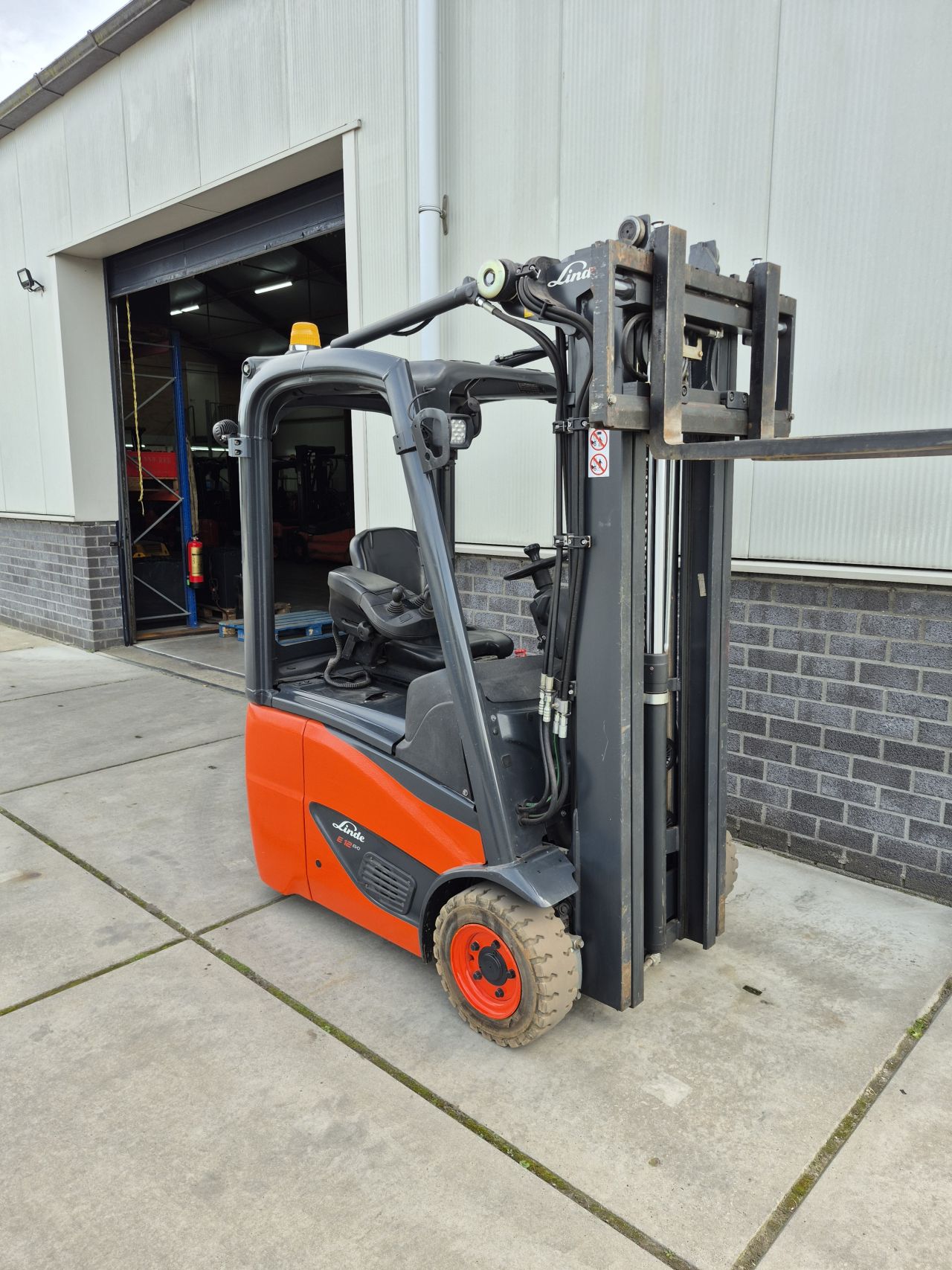 Linde E12-02 triplex sideshift 4.620 mm bj 2018