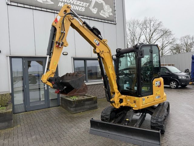 CAT 303.5cr bj21 1750u Full option Minigraver Minikraan ZGST